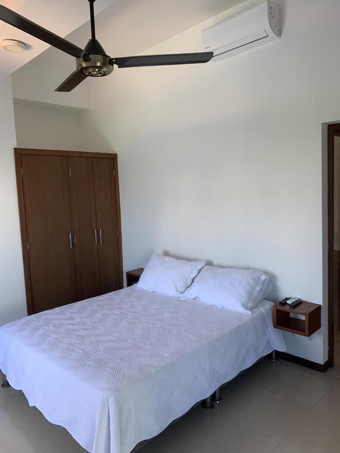 Apartamento Mirador Del Laguito Картахена Экстерьер фото