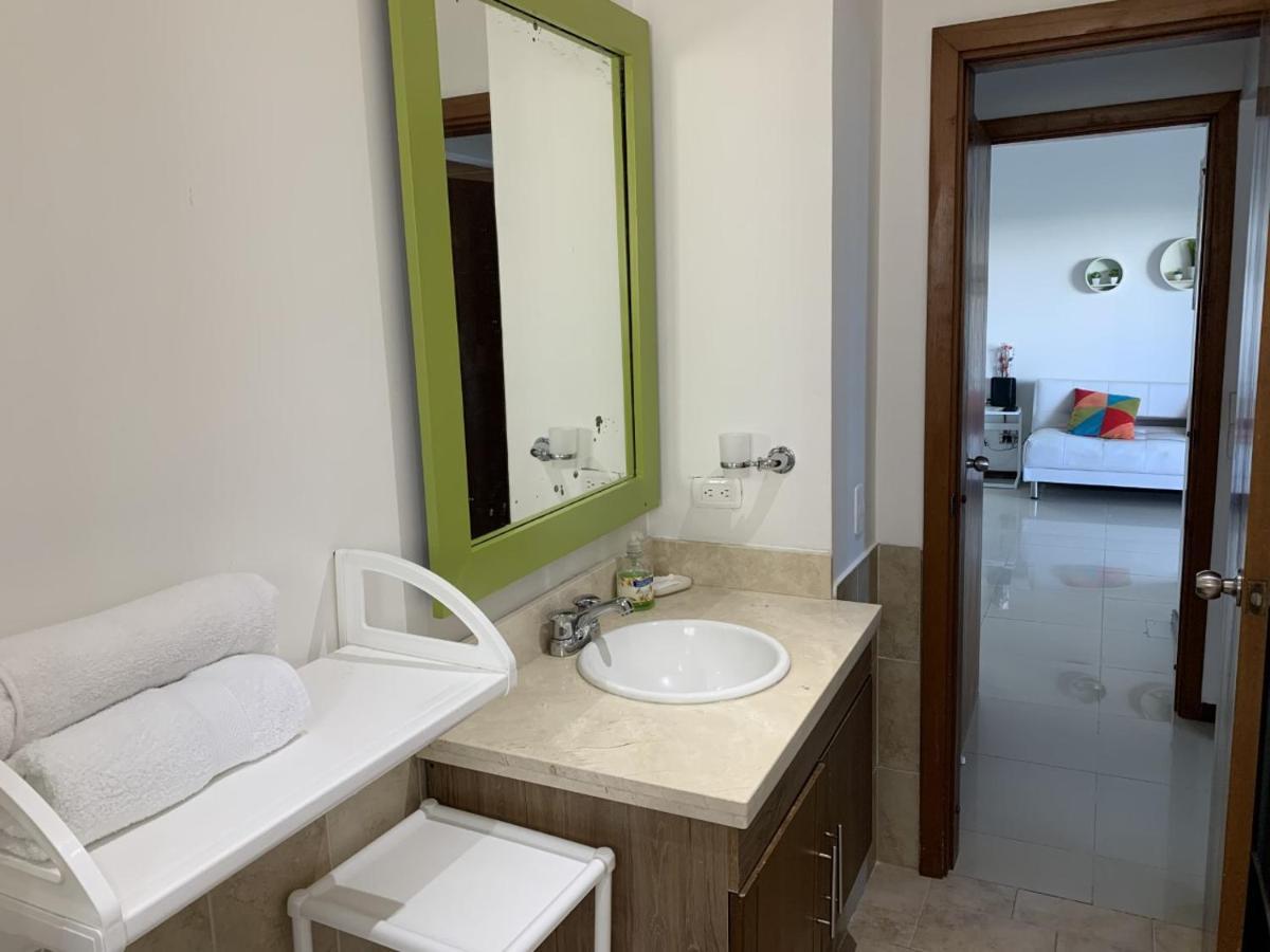 Apartamento Mirador Del Laguito Картахена Экстерьер фото